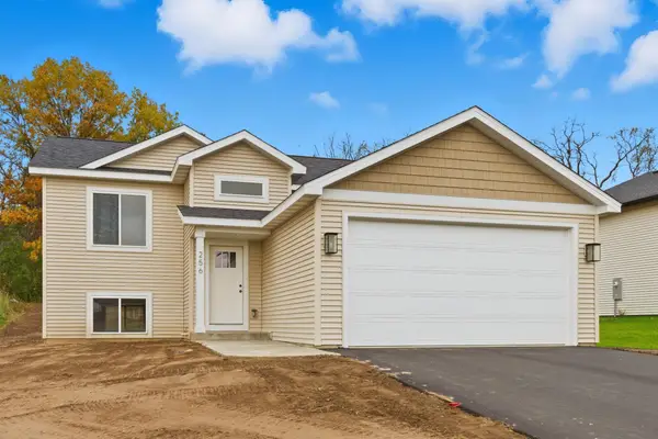 256 Dakota Avenue, Roberts, WI 54023