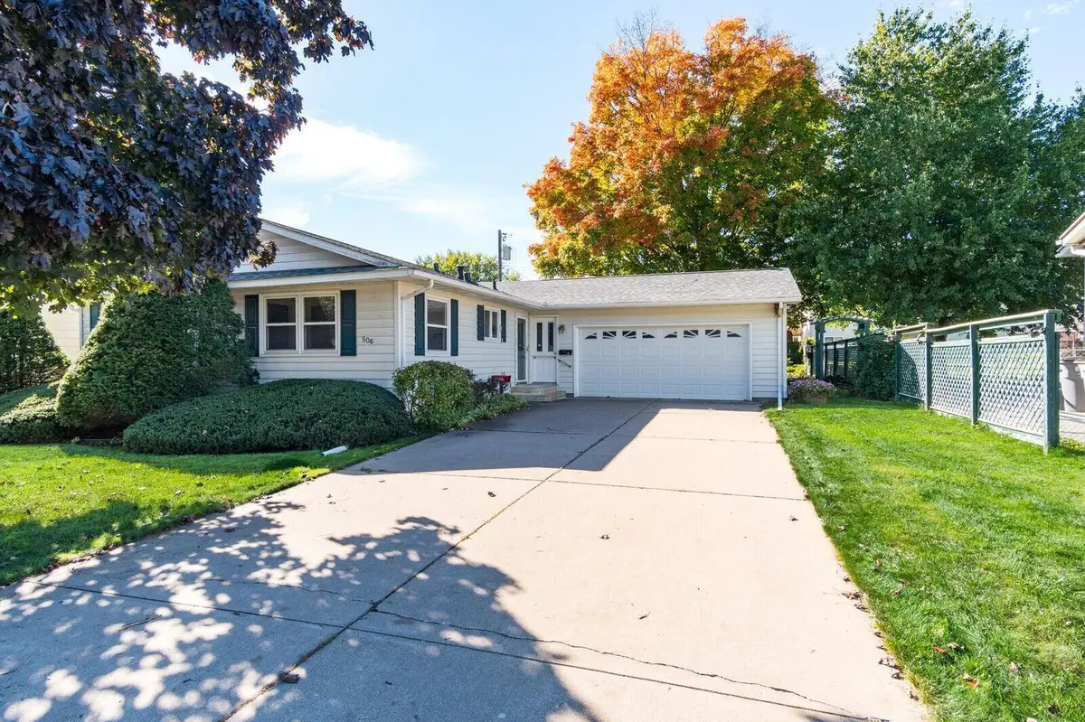 906 Redwood Street E, La Crescent, MN 55947 - Image #1