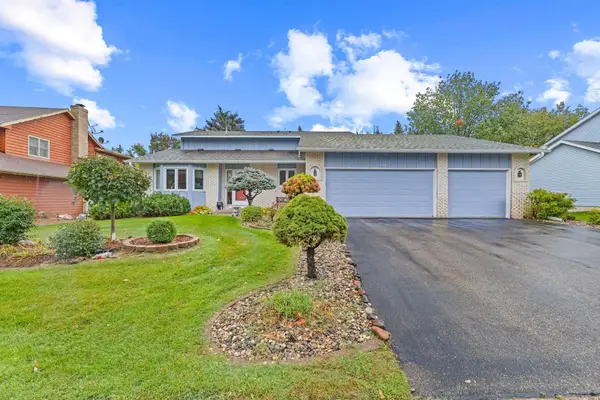 11159 Sumter Avenue S, Bloomington, MN 55438