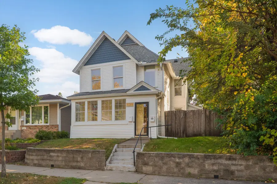 623 Quincy Street Ne, Minneapolis, MN 55413 - Image #2