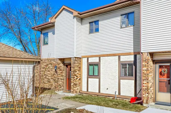 2058 Pathways Drive #9, Saint Paul, MN 55119