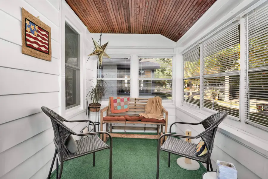 2742 Garfield Street Ne, Minneapolis, MN 55418 - #3