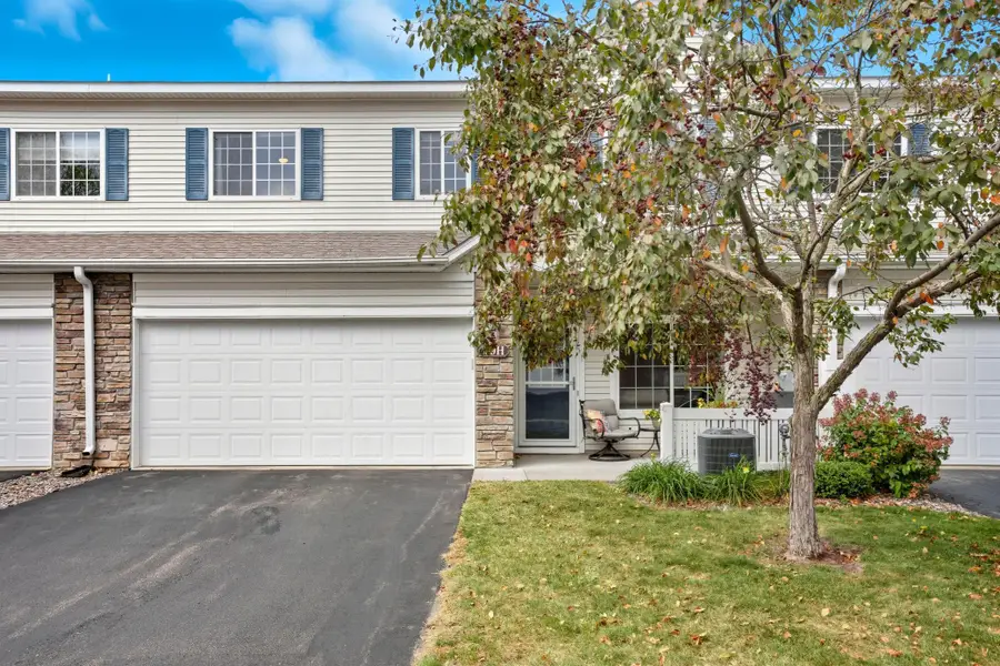 739 Maple Hills Drive #H, Maplewood, MN 55117 - Image #2