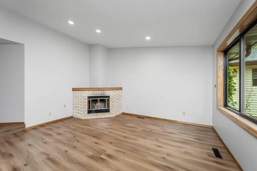 8654 134th Street W, Apple Valley, MN 55124 - Image #3