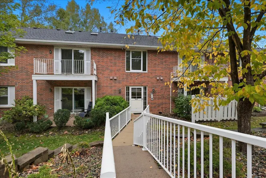 6337 Alderwood Circle #A, Woodbury, MN 55125 - Image #2