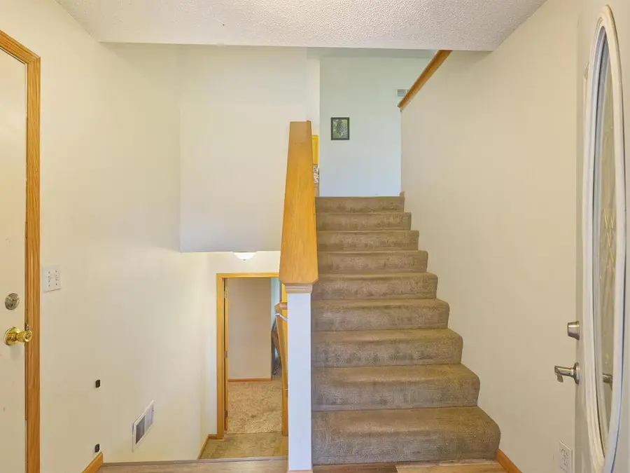 151 8th Street S, Winsted, MN 55395 - Image #3