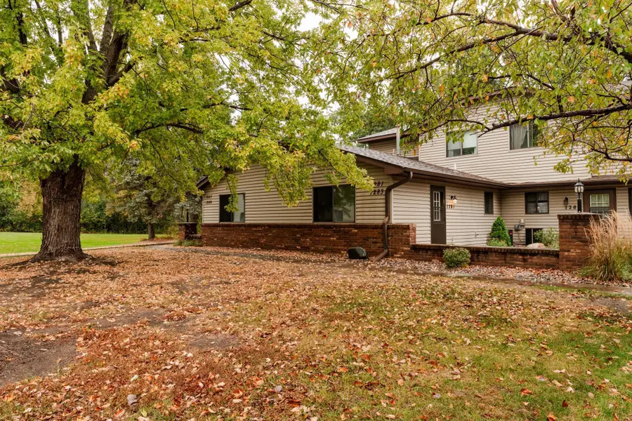 1281 Greenbriar Court #5, White Bear Lake, MN 55110 - Image #2