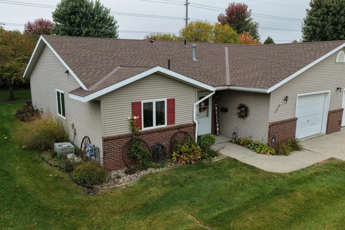 2610 9th Street Sw, Willmar, MN 56201 - Image #1