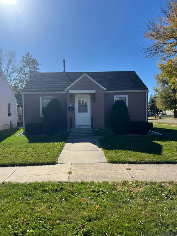 611 13th Avenue Sw, Austin, MN 55912