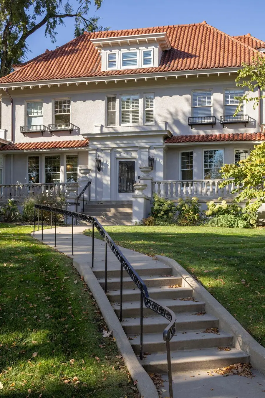 2700 W Lake Of The Isles Parkway, Minneapolis, MN 55416 - Image #3