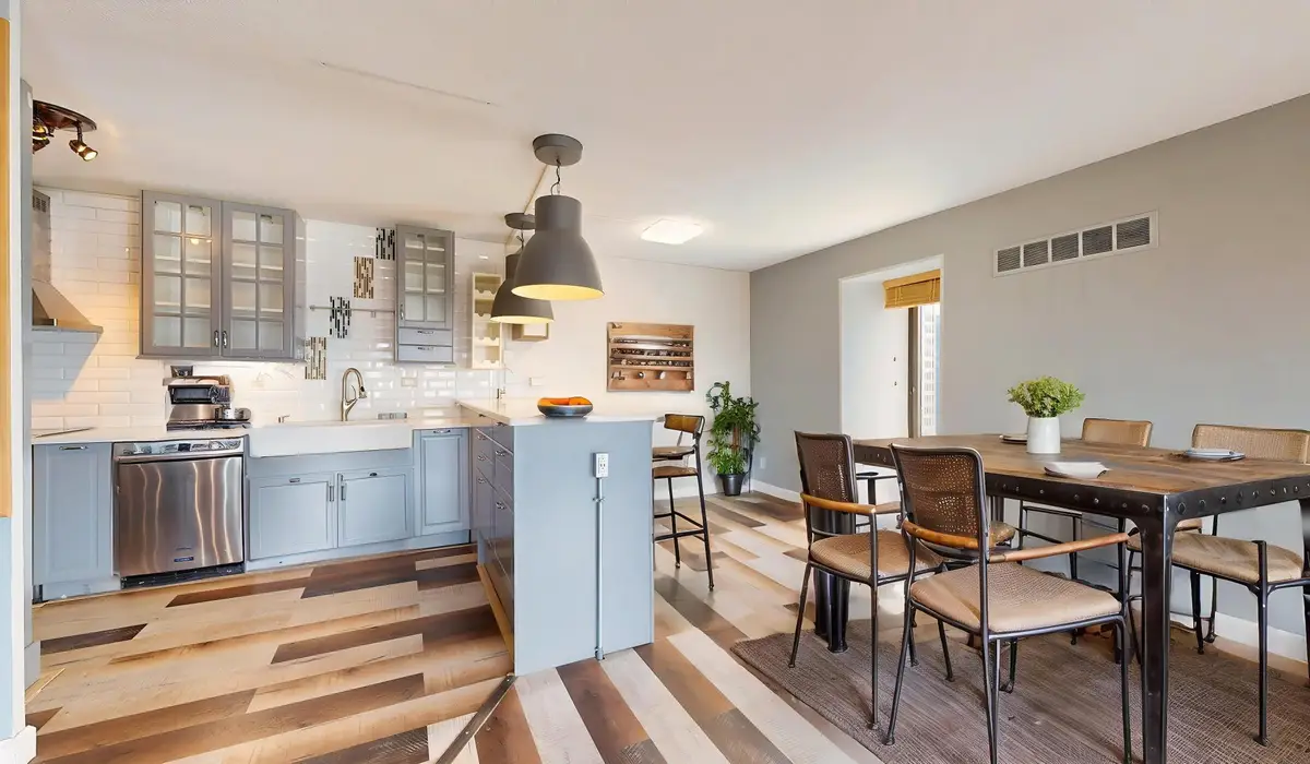 15 S 1st Street #A1601, Minneapolis, MN 55401 - Image #1