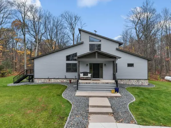 34010 Pioneer Avenue, Center City, MN 55012