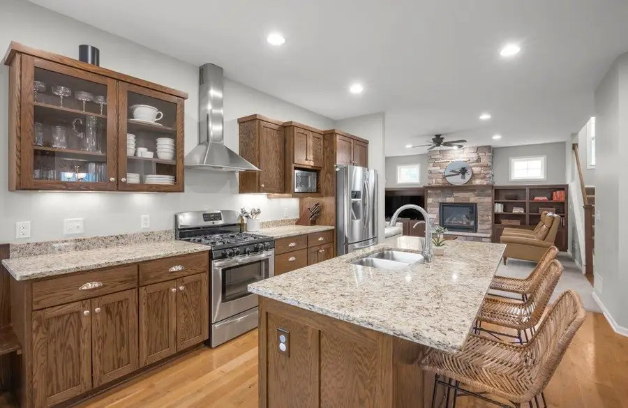 17543 Heidelberg Way, Lakeville, MN 55044 - Image #2