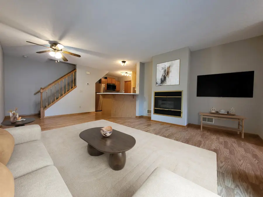 1850 Donegal Drive #4, Woodbury, MN 55125 - Image #2