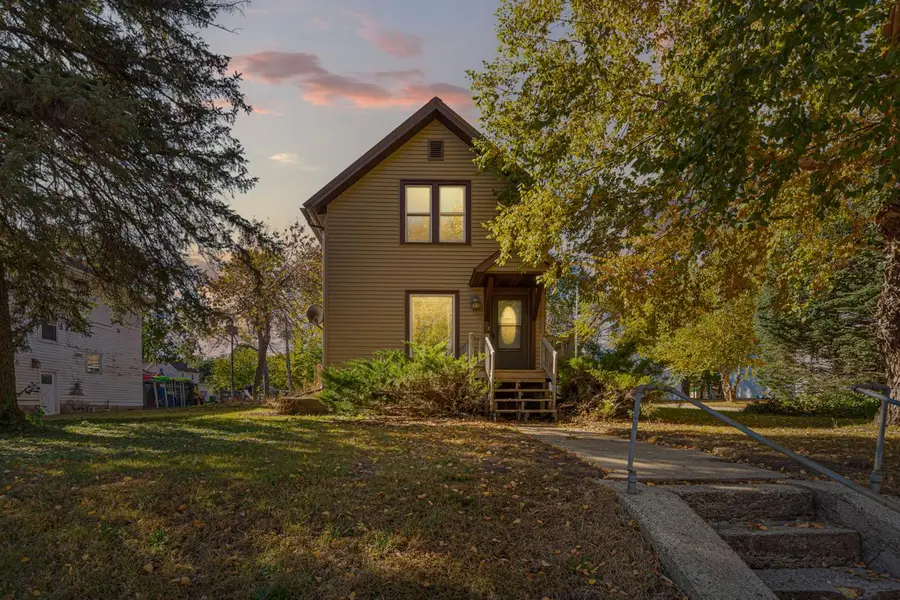 235 N Seeley Avenue, Dunnell, MN 56127 - Image #2