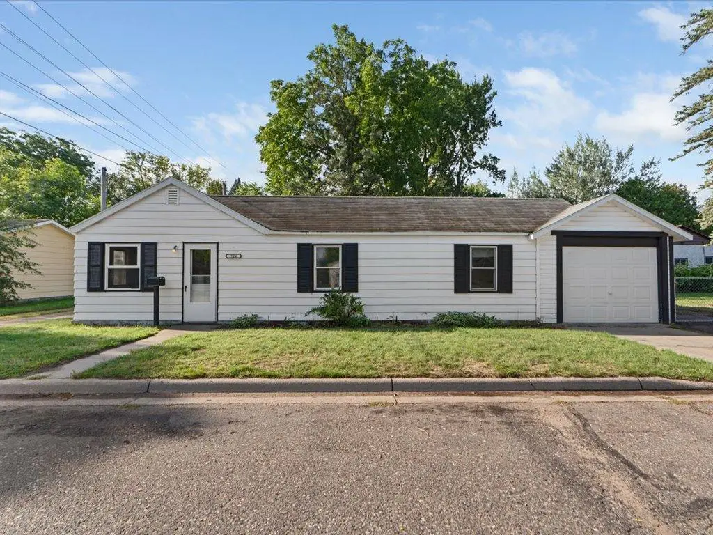 924 6th Avenue Ne, Brainerd, MN 56401 - #1