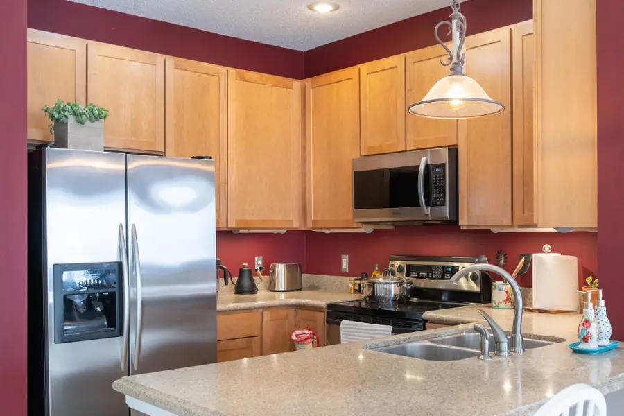 673 Kingfisher Lane #H, Woodbury, MN 55125 - Image #3