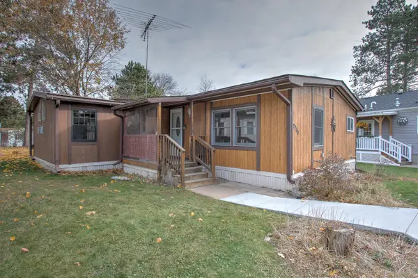 2250 Red Pine Drive S, Cambridge, MN 55008