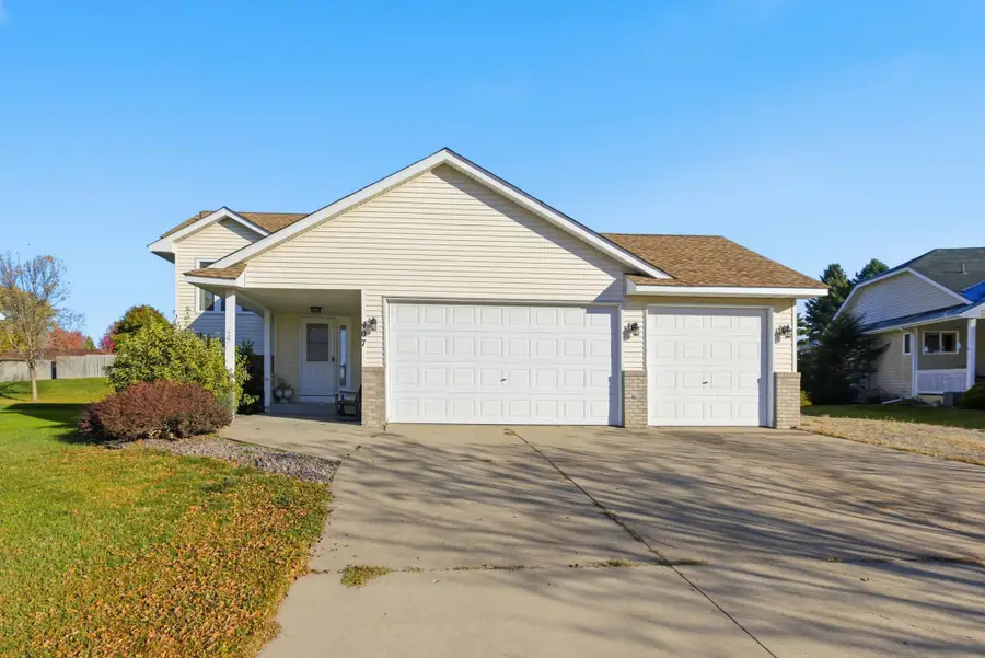 407 Buffalo Run Road, Buffalo, MN 55313 - Image #2