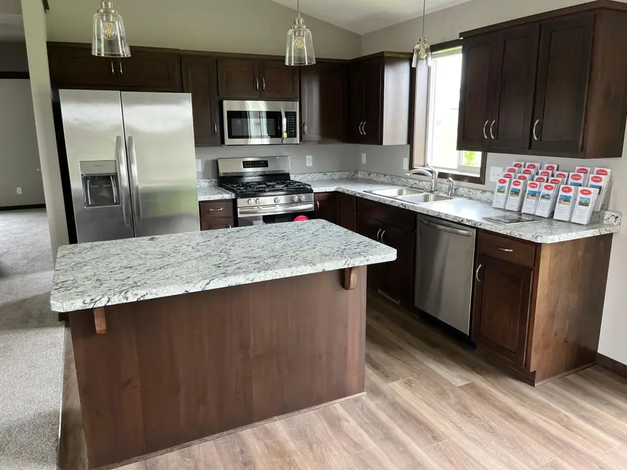 112 Woolgrass Way, Avon, MN 56310 - Image #2