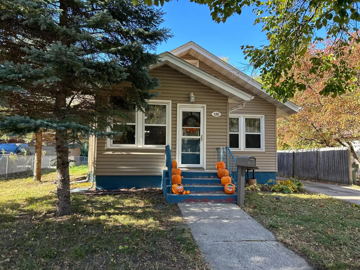 126 Lynn Road Sw, Hutchinson, MN 55350 - Image #1