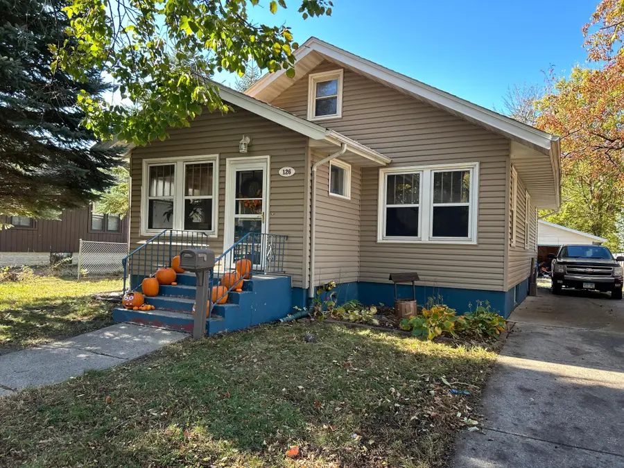 126 Lynn Road Sw, Hutchinson, MN 55350 - Image #2