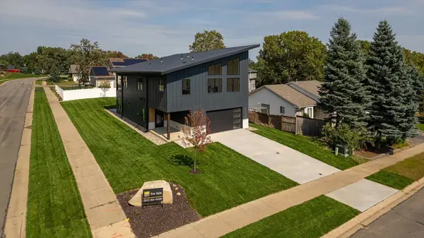 7577 138th Street W, Apple Valley, MN 55124