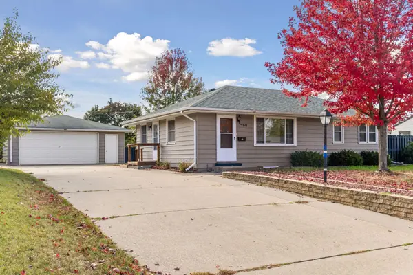 560 57th Avenue Ne, Fridley, MN 55432