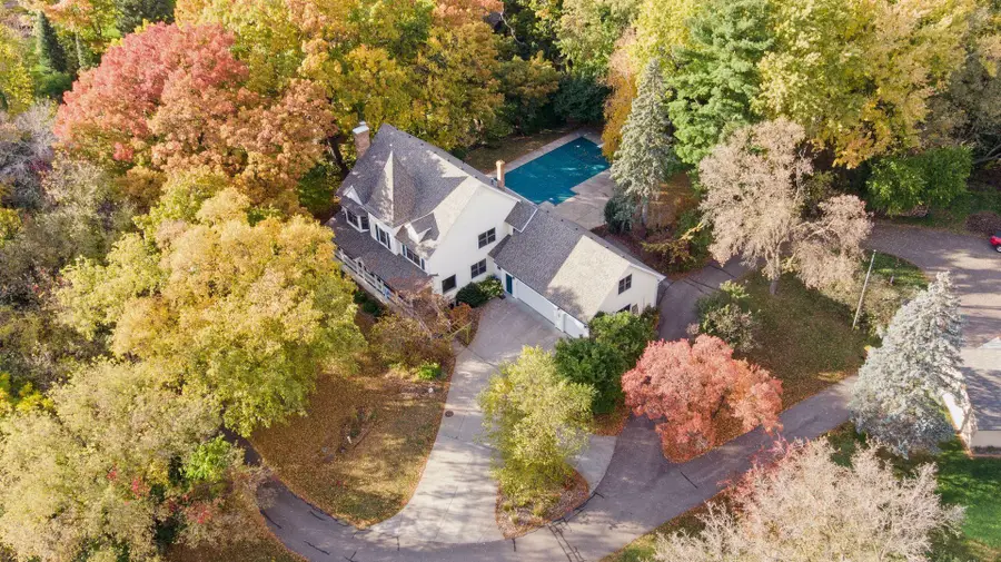 19 Meadow Lane, Dellwood, MN 55110 - Image #3