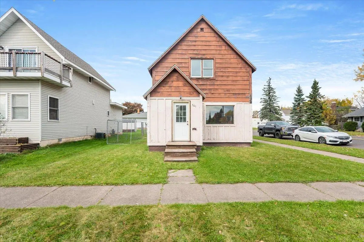 501 20th Avenue E, Superior, WI 54880 - Image #1