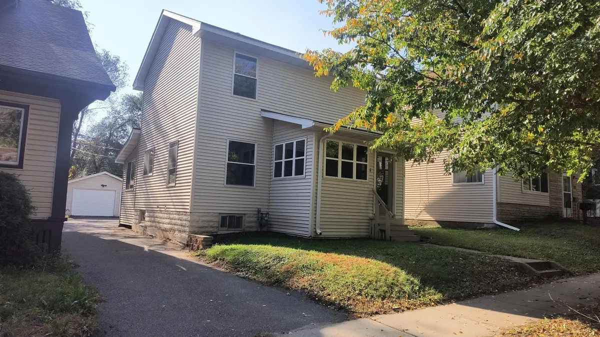 926 Wilson Avenue, Saint Paul, MN 55106 - Image #1