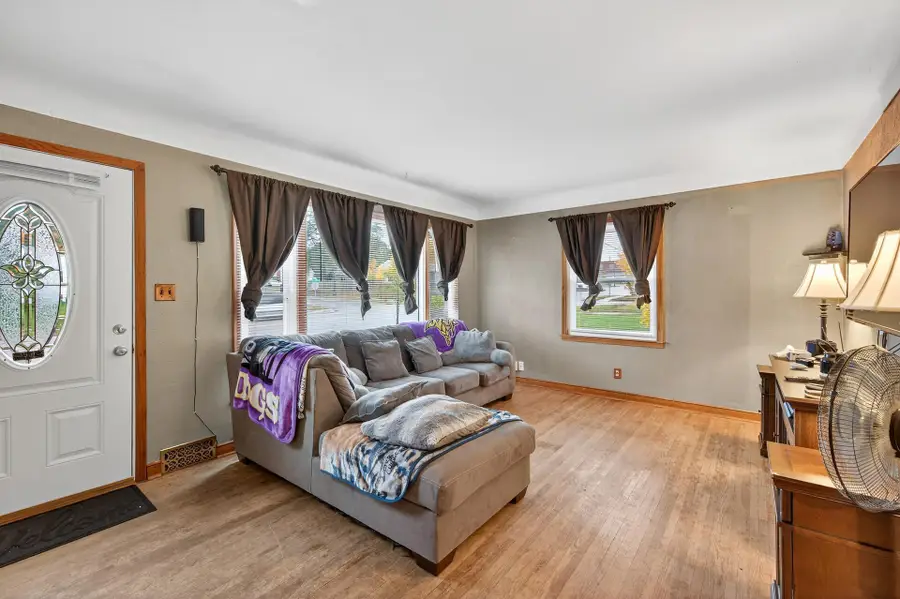 442 White Bear Avenue N, Saint Paul, MN 55106 - Image #3