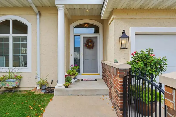 16737 49th Place N, Plymouth, MN 55446