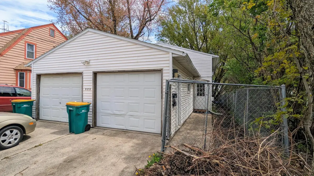 923 Jefferson Avenue, Albert Lea, MN 56007 - Image #1