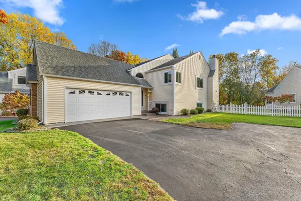 5680 Donegal Drive, Shoreview, MN 55126