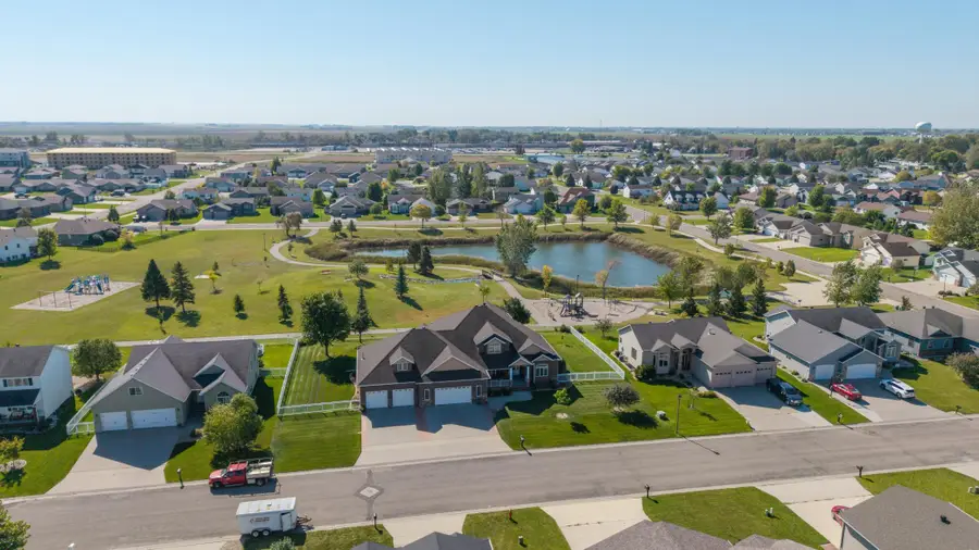 1007 6th Avenue Ne, Dilworth, MN 56529 - #3