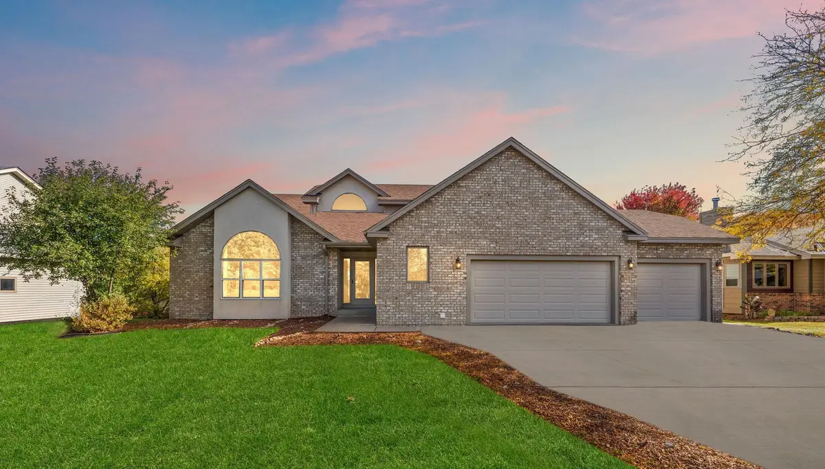 13717 W Preserve Boulevard, Burnsville, MN 55337 - Image #1