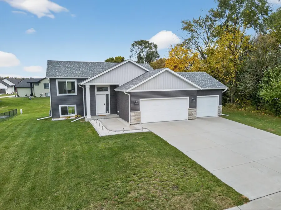 412 9th Street W, Mantorville, MN 55955 - Image #2