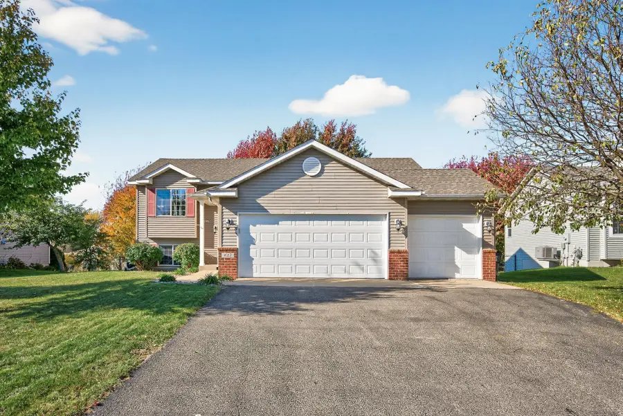 427 11th Avenue Ne, Lonsdale, MN 55046 - Image #2