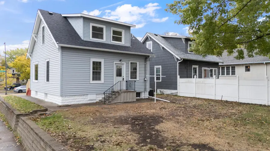 687 Lexington Parkway N, Saint Paul, MN 55104 - Image #3