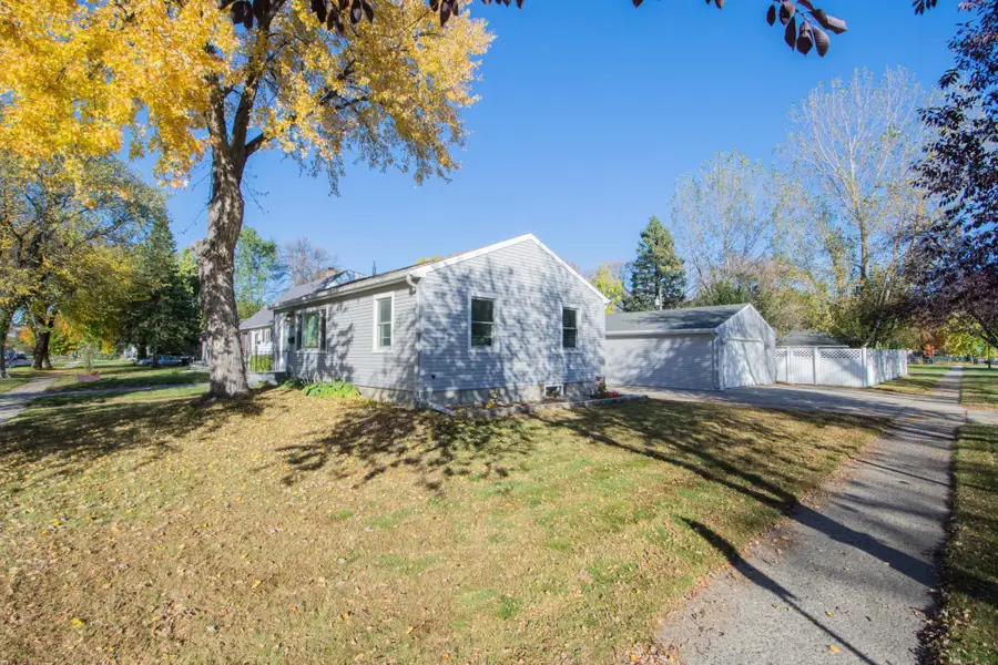 1550 14 1/2 Street S, Fargo, ND 58103 - Image #2
