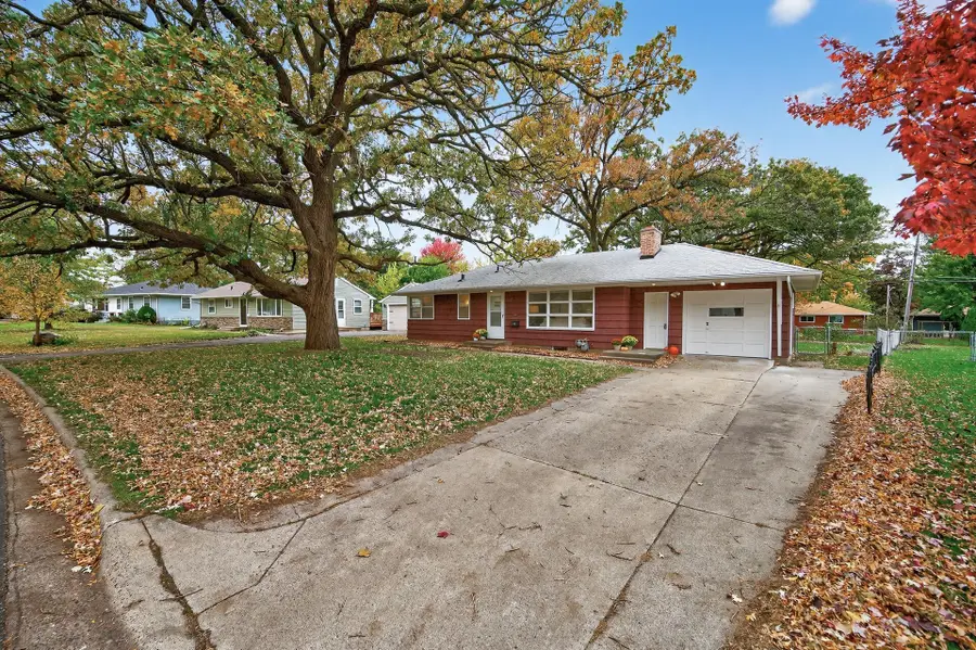 6140 Sunrise Drive Ne, Fridley, MN 55432 - Image #2