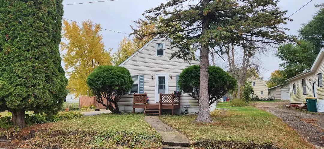 522 Saint Thomas Avenue, Albert Lea, MN 56007 - Image #1