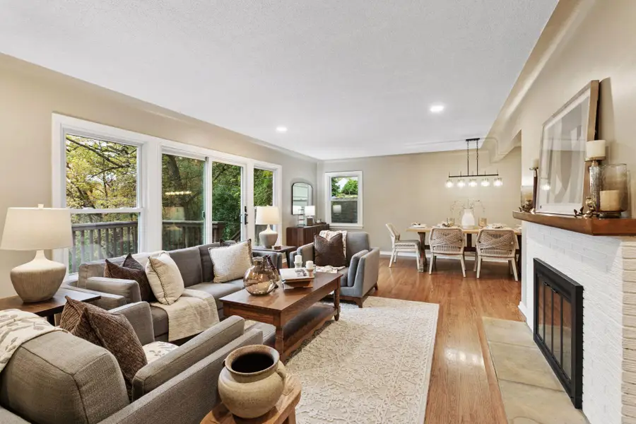 11911 James Road, Minnetonka, MN 55343 - Image #3