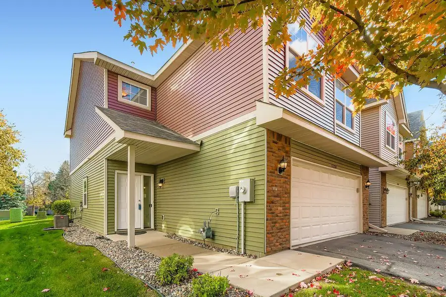 12284 River Valley Drive, Burnsville, MN 55337 - Image #2