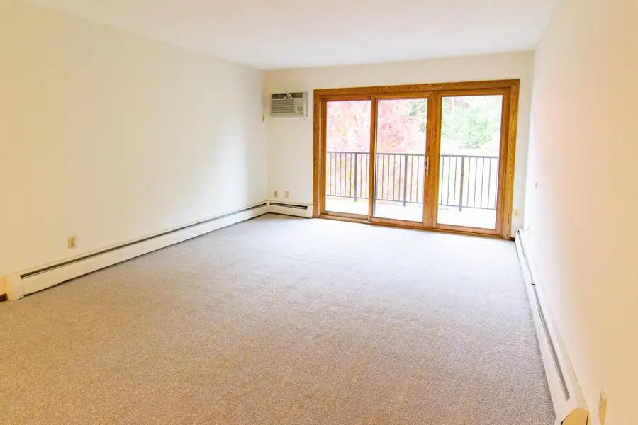 2690 Oxford Street N #247, Roseville, MN 55113 - Image #2