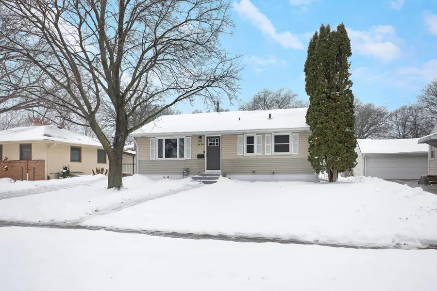 3424 Wilshire Place Ne, Minneapolis, MN 55418 - Image #2
