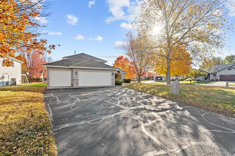 1402 6th Avenue N, Sartell, MN 56377 - Image #2