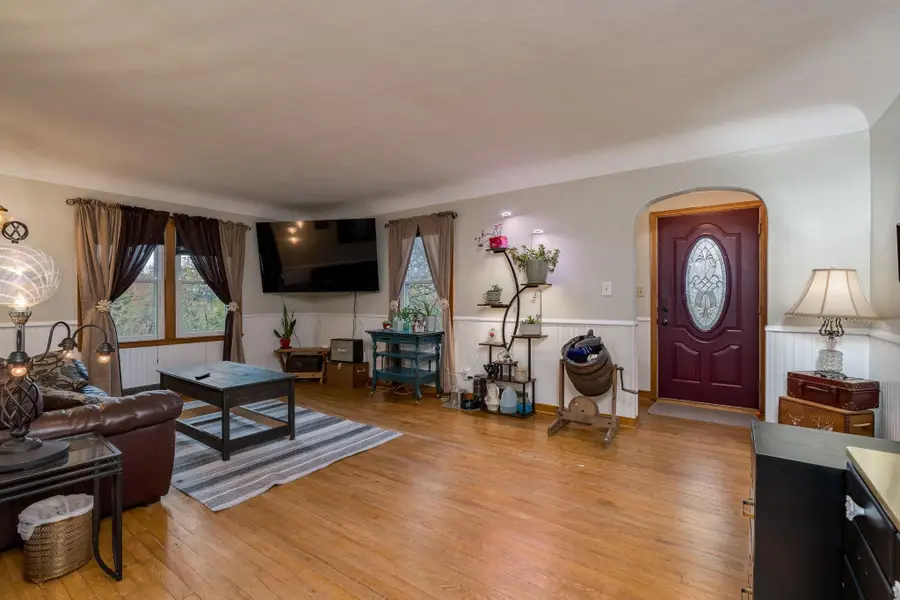 229 S 3rd Street, Le Sueur, MN 56058 - Image #3