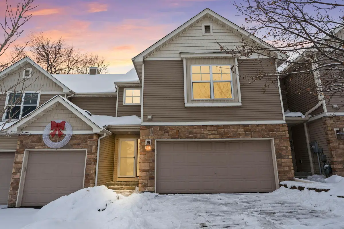 551 Stonewood Lane, Burnsville, MN 55306 - Image #1